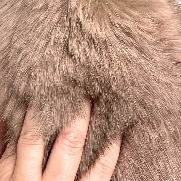 Down winter coat with Fox Fur collar - Picture 3 of 16